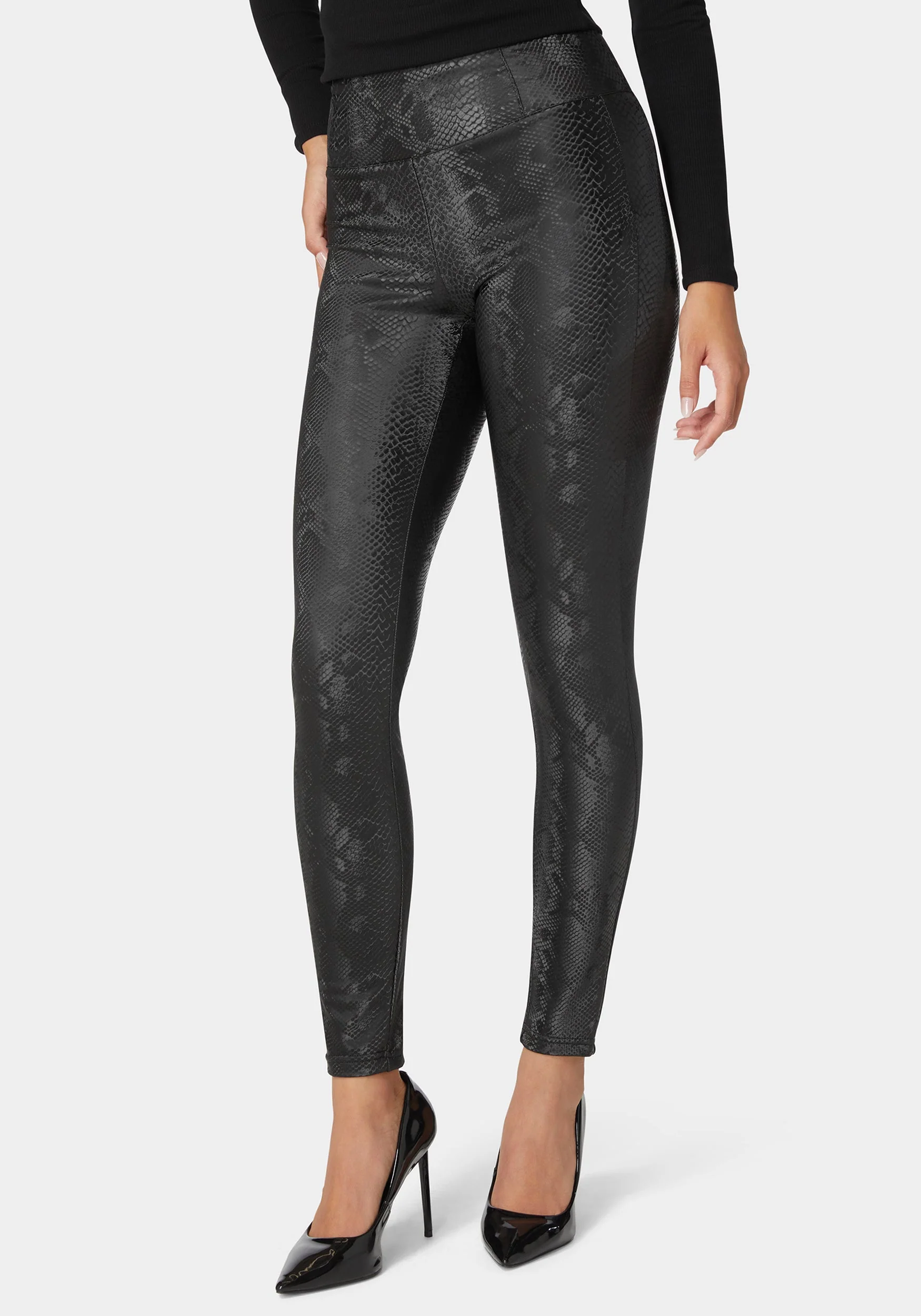 12777-high-waist-embossed-vegan-leather-legging-1.webp High Waist Embossed Vegan Leather Legging