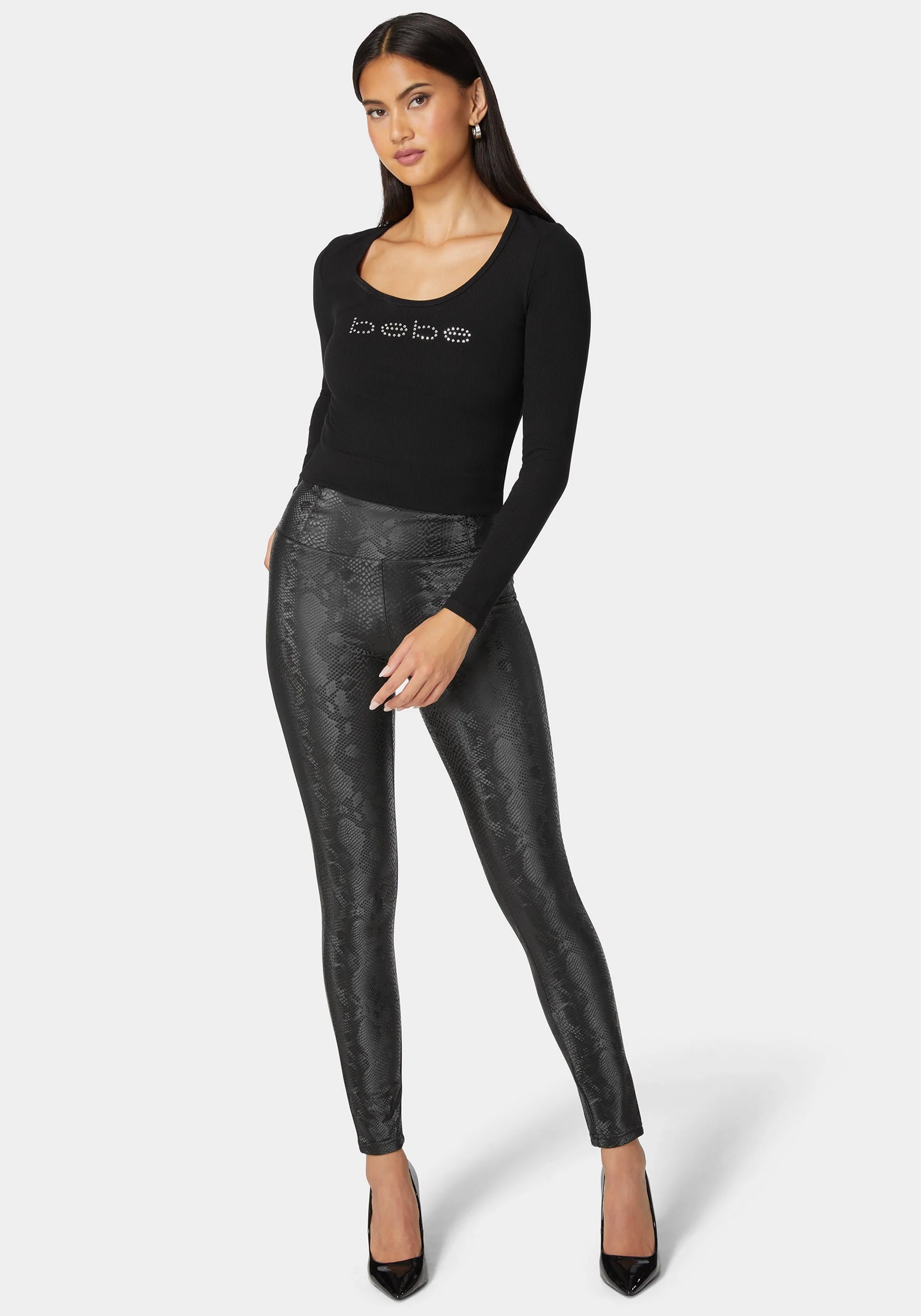 12777-high-waist-embossed-vegan-leather-legging-2.webp High Waist Embossed Vegan Leather Legging