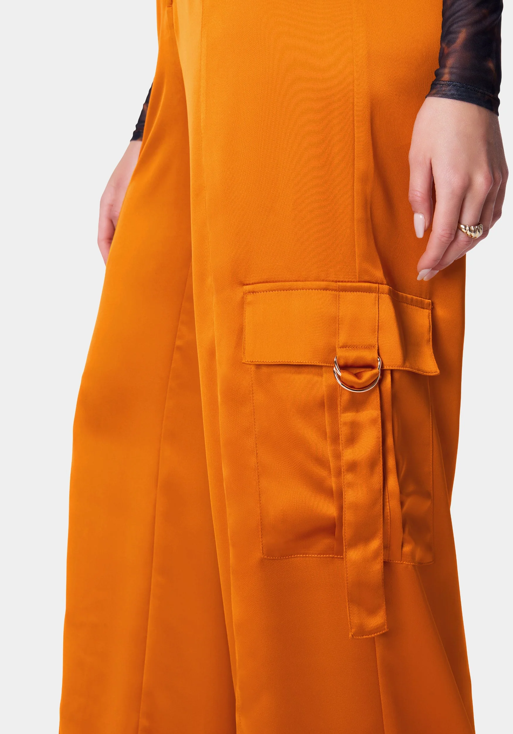 13015-wide-leg-cargo-pocket-satin-pant-4.webp Wide Leg Cargo Pocket Satin Pant