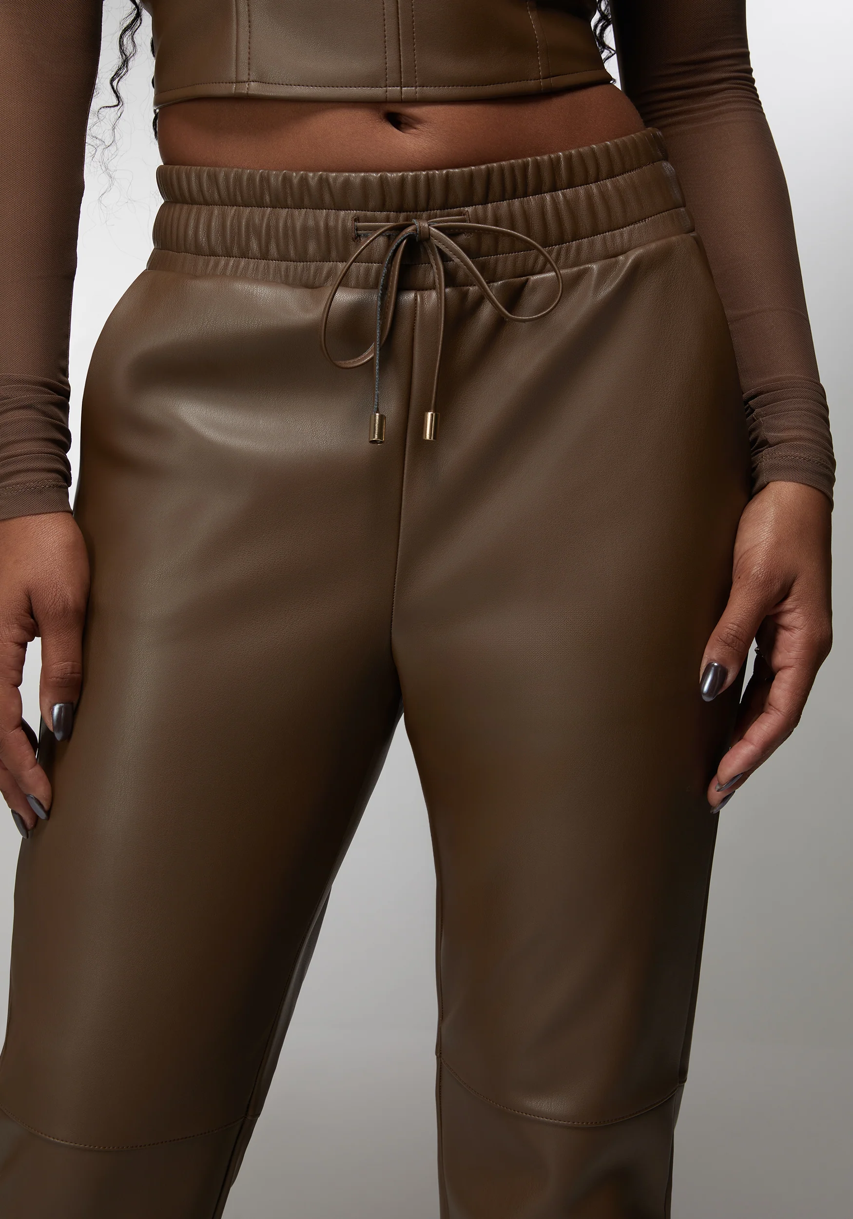 5206-natural-waist-vegan-leather-jogger-4.webp Natural Waist Vegan Leather Jogger