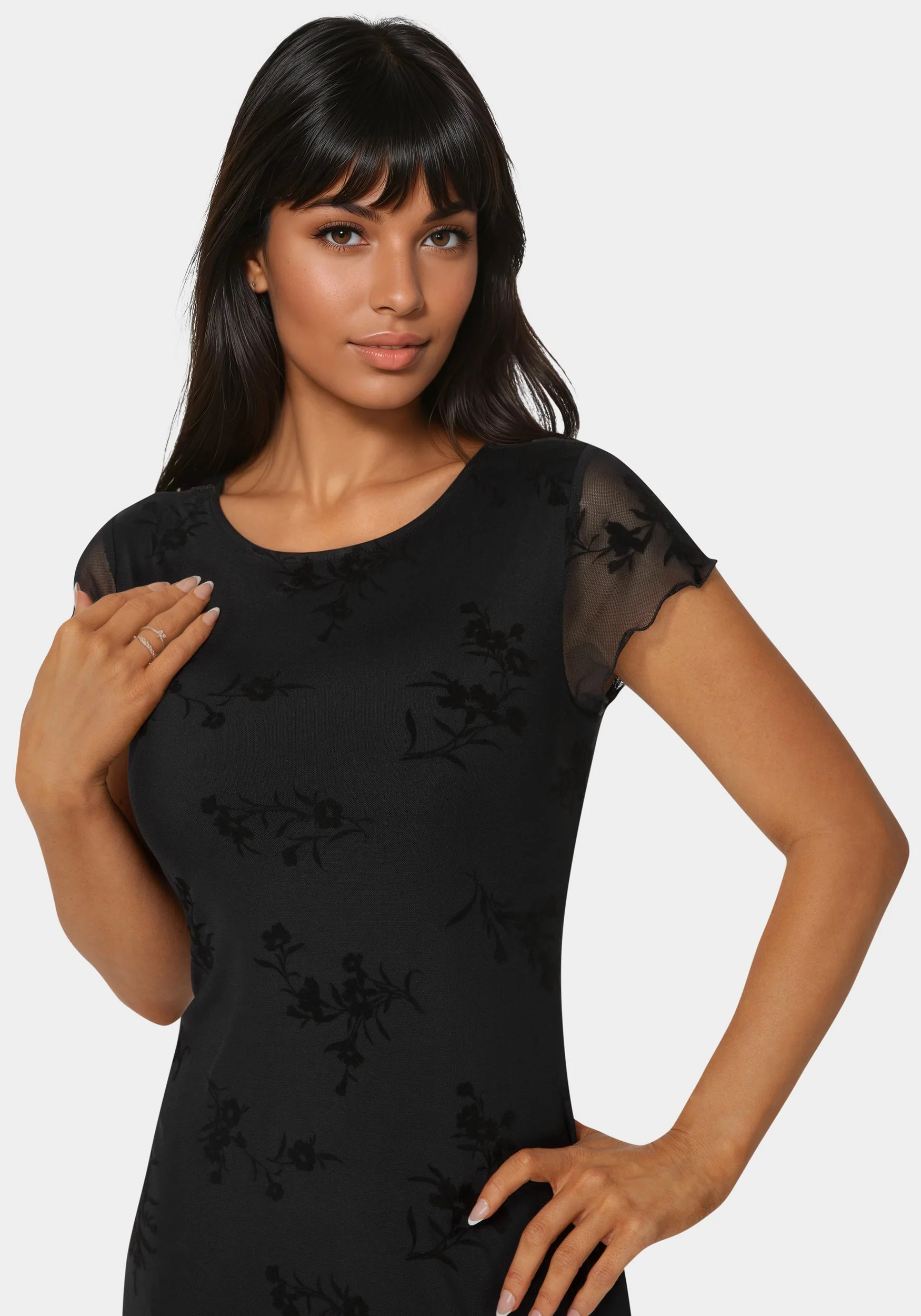 697-flocking-mesh-t-short-maxi-dress-4.webp Flocking Mesh T-Short Maxi Dress