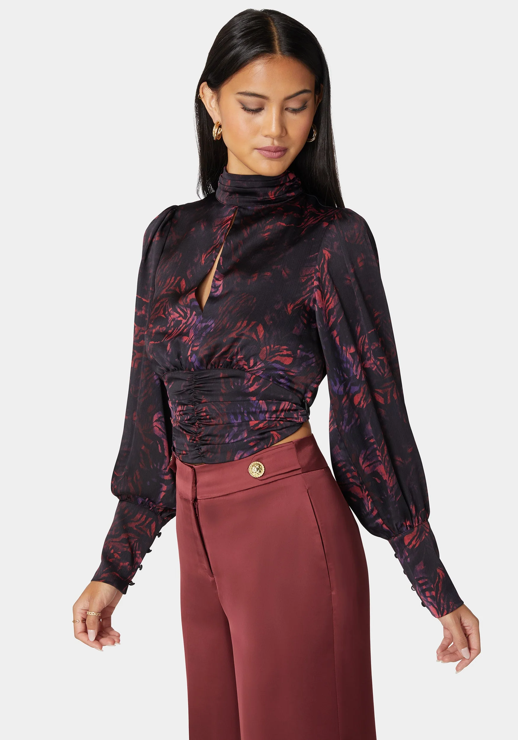 7456-chintz-yoryu-back-self-tie-long-sleeve-blouse-2.webp Chintz Yoryu Back Self Tie Long Sleeve Blouse